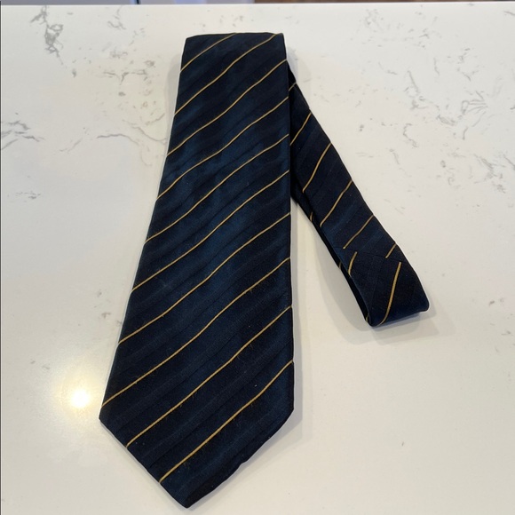 Other - Valentino Cravatte tie 56 by4 black and gold